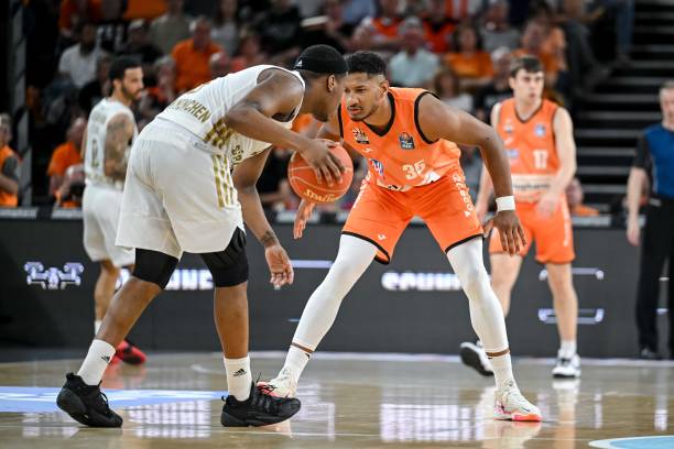 同样重要 同样重要