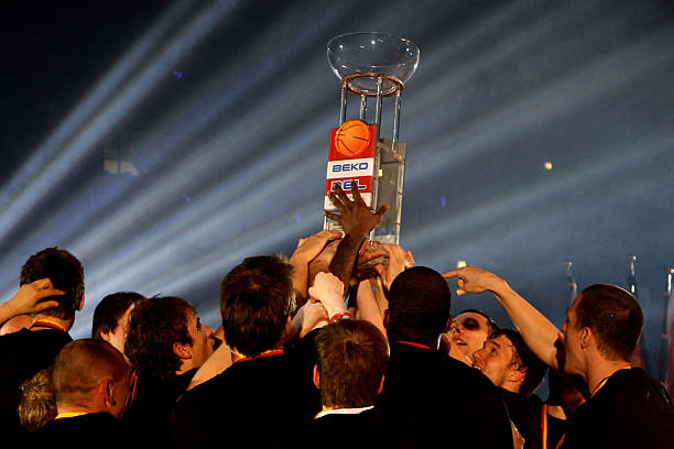 维尔斯网球 维尔斯网球