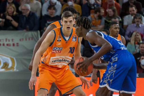 运动员也很 运动员也很